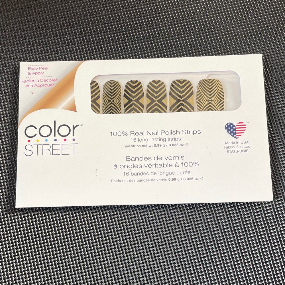 Color Street Gold and Black Geometric Nail Strips